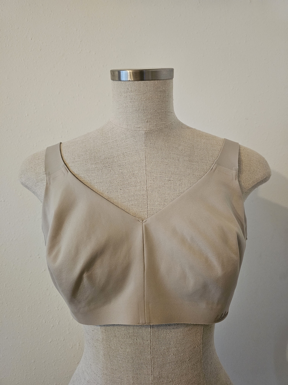 lululemon athletica Beige V-Neck Supportive Sports Bra